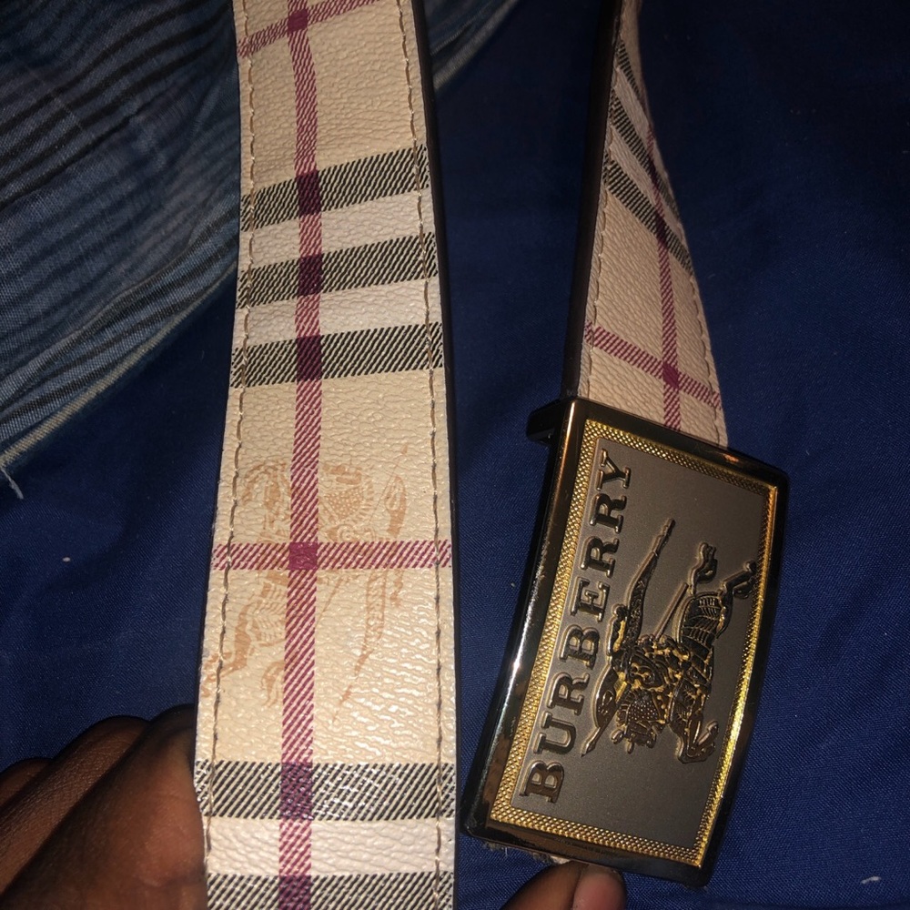 Burberry belt
